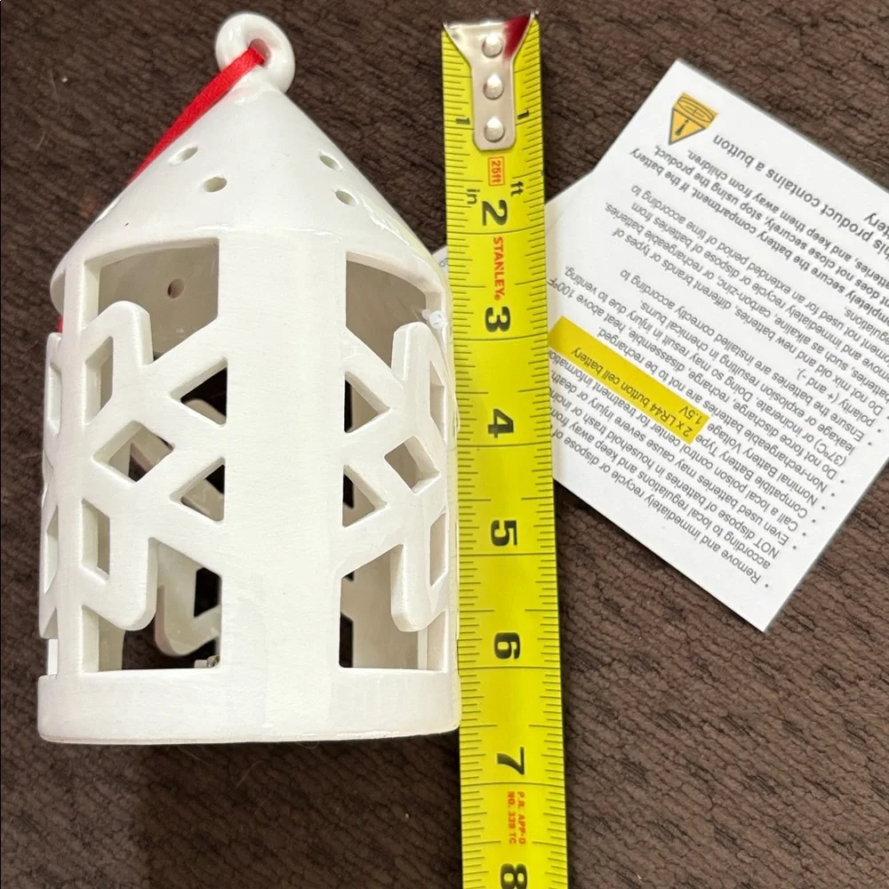 🆕2 Glazed Ceramic Snowflake Cutout Lanterns